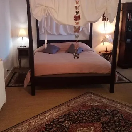 Les 2 Granges D'hotes Bed & Breakfast *