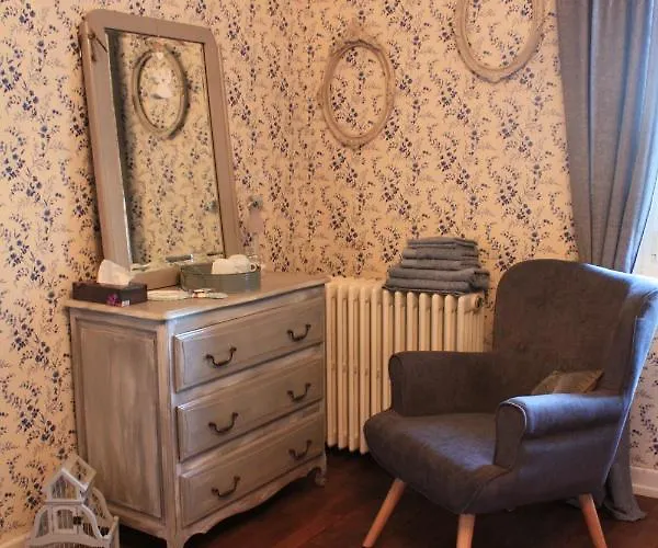 Les 2 Granges D'hotes Bed and Breakfast