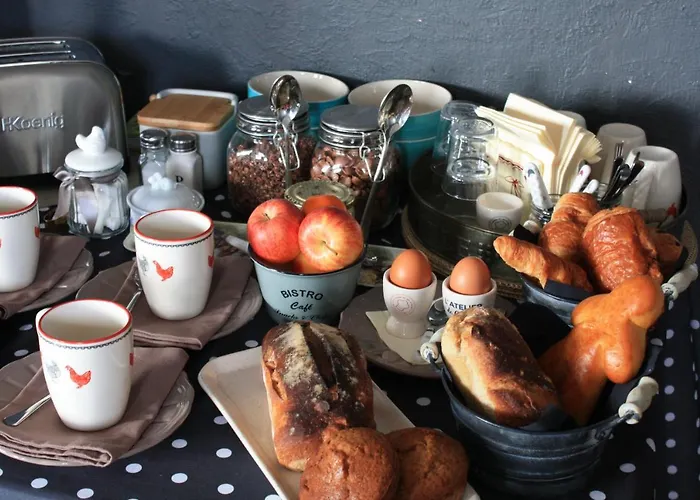 Les 2 Granges D'hotes Bed and Breakfast 3*